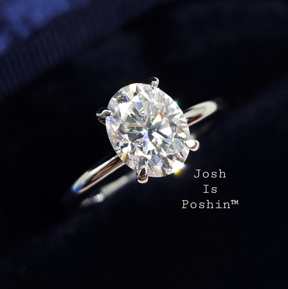 2CT Oval Moissanite hidden halo ring in sterling silver - Picture 7 of 16